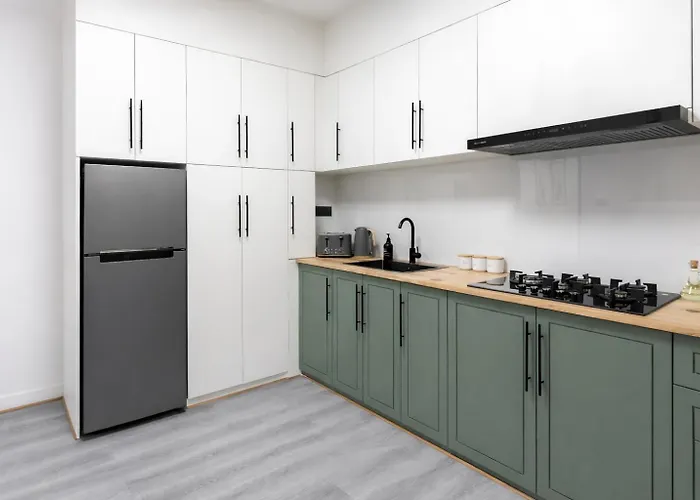Tiny Living Premium 2 Bedroom In Close To Airport & Thamel Apartment *